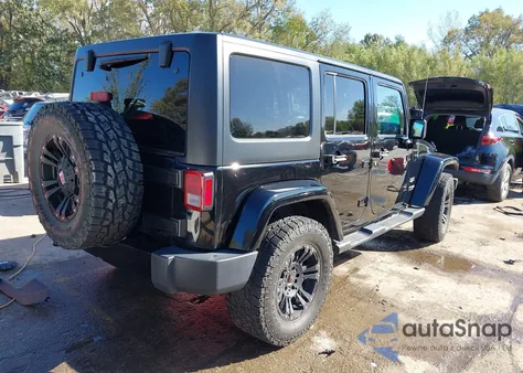 2018 Jeep Wrangler Jk Unlimited Sahara 4X4 from USA, damaged, VIN 1C4BJWEG7JL838220